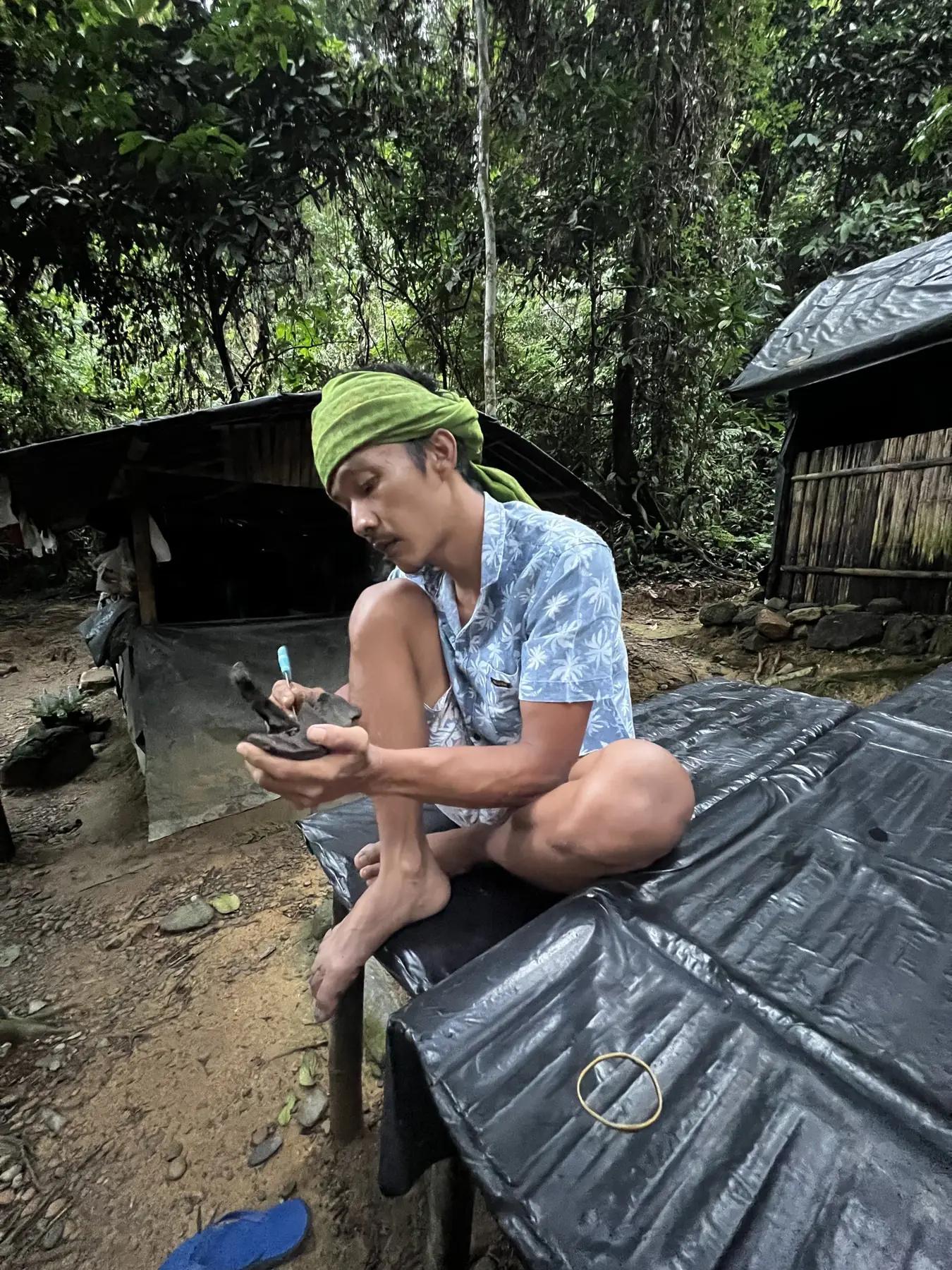Jungle camp and river story setting